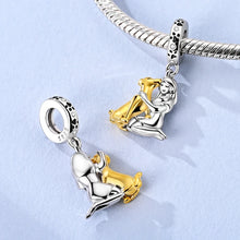 Load image into Gallery viewer, Adorable Yellow Labrador Bracelet Charm – Cute Pet Jewelry-2