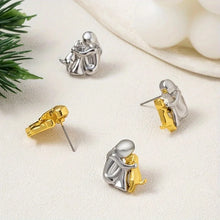 Load image into Gallery viewer, Cuddle-Ready Metallic Vizsla Hug Earrings For Women-3