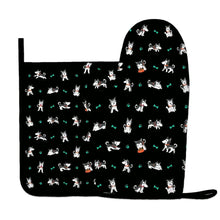 Load image into Gallery viewer, Cutest Black and White Husky Oven Mitts and Pot Holder Set-Kitchen Decor-Accessories,Dog Mom Gifts,Siberian Husky-9