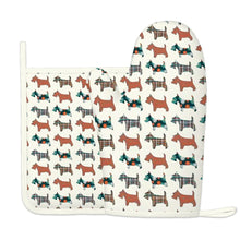 Load image into Gallery viewer, Cutest Schnauzer Love Oven Mitts and Pot Holder Set-Kitchen Decor-Accessories,Dog Mom Gifts,Schnauzer-7