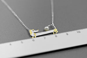 Image of a dachshund necklace size