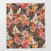 Load image into Gallery viewer, Image of dachshund fleece throw