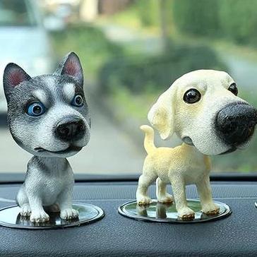 Figurine Chien Bobblehead En Résine – Teckel 17,5 Cm – Décoration Voiture Ou Bureau – Tête Qui Bouge, Effet Flocage Tout Doux !