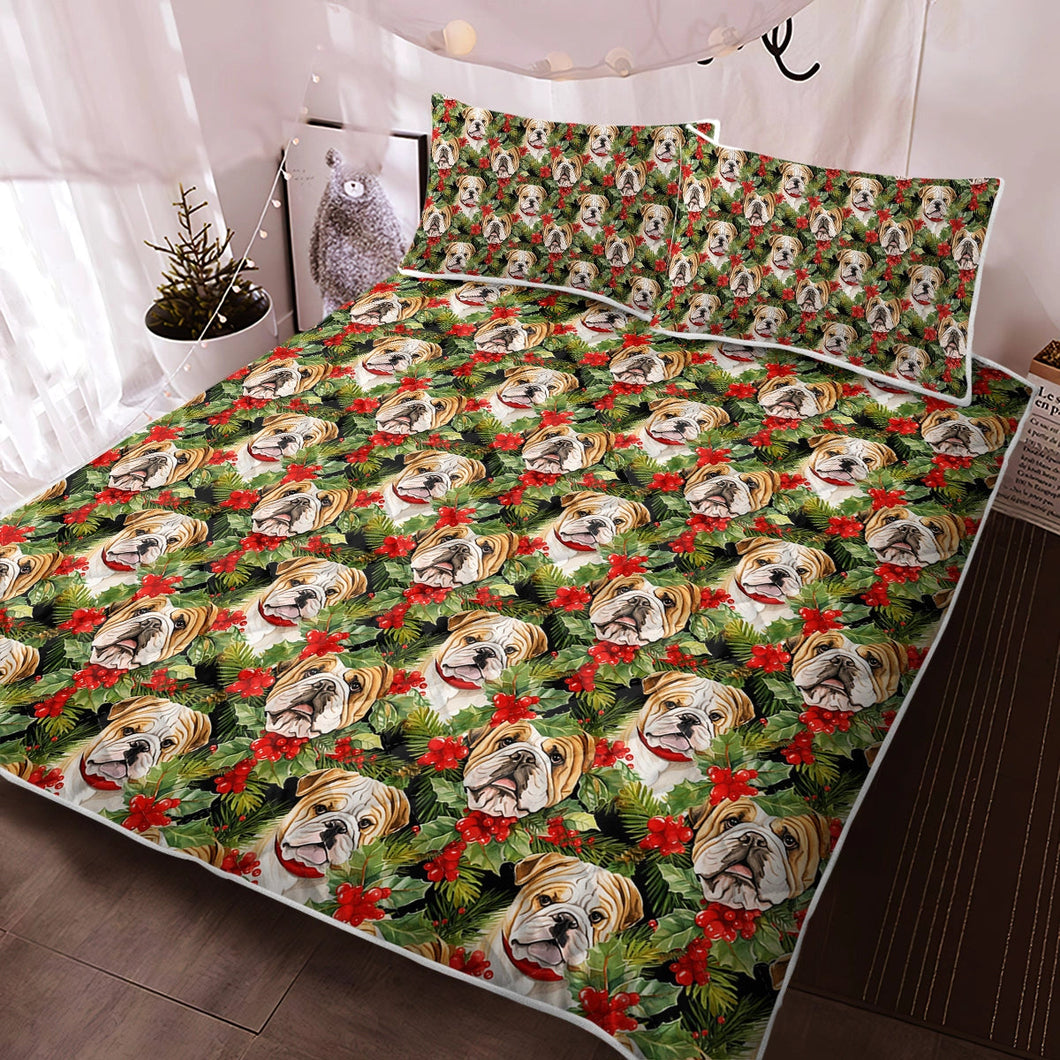 English Bulldog Berry Christmas Garland Quilt Blanket Bedding Set-Bedding-Bedding, Blankets, Christmas, English Bulldog, Home Decor-Twin-Only Quilt-3