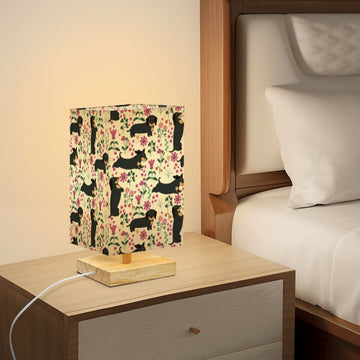 Flower Garden Black Dachshund Desktop Table Lamp 360x