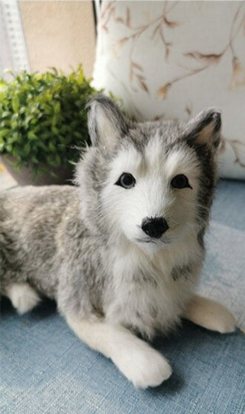 https://ilovemy.pet/cdn/shop/files/lifelike-large-silver-gray-husky-stuffed-animals-with-real-fur-2_5af4534a-b987-416a-bf1a-54f067159641_grande.jpg?v=1691700186