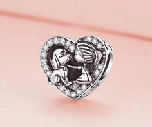 Load image into Gallery viewer, Mum to a Beagle and Daughter Silver Charm Bead-ECC2433-7