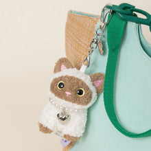 Load image into Gallery viewer, Siamese Cat Keychain - Darling Big-Eyed Kitty-6