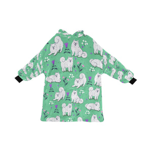 Image of an American Eskimo Dog blanket hoodie for kids in green color - Front View