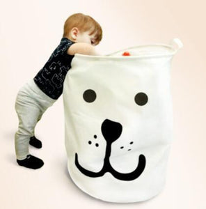Image of an adorable American Eskimo Dog laundry basket in smiling American Eskimo Dog design with both eyes open