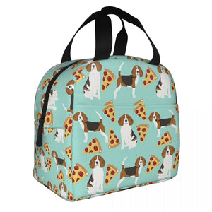 Image of an insulated Beagle bag with exterior pocket in beagles and pizzas design