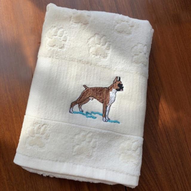 Image of a embroidered boxer dog towel