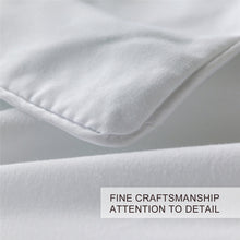 Load image into Gallery viewer, Image of dachshund bedding craftsmanship detail