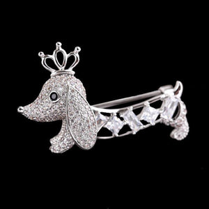 Image of a Dachshund brooch pin made of white gold plated metal alloy and AAA cubic zirconia