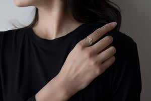 Image of a girl wearing Dachshund silver ring