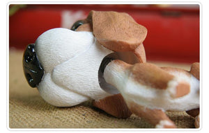 Close up image of a beagle bobblehead
