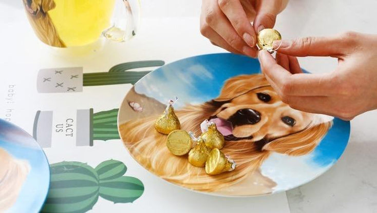 Golden Retriever Love 8" Bone China Decorative Dinner PlateHome Decor